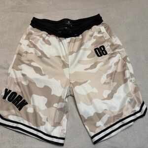 H&M Men's Athletic Camouflage Shorts - Beige and White